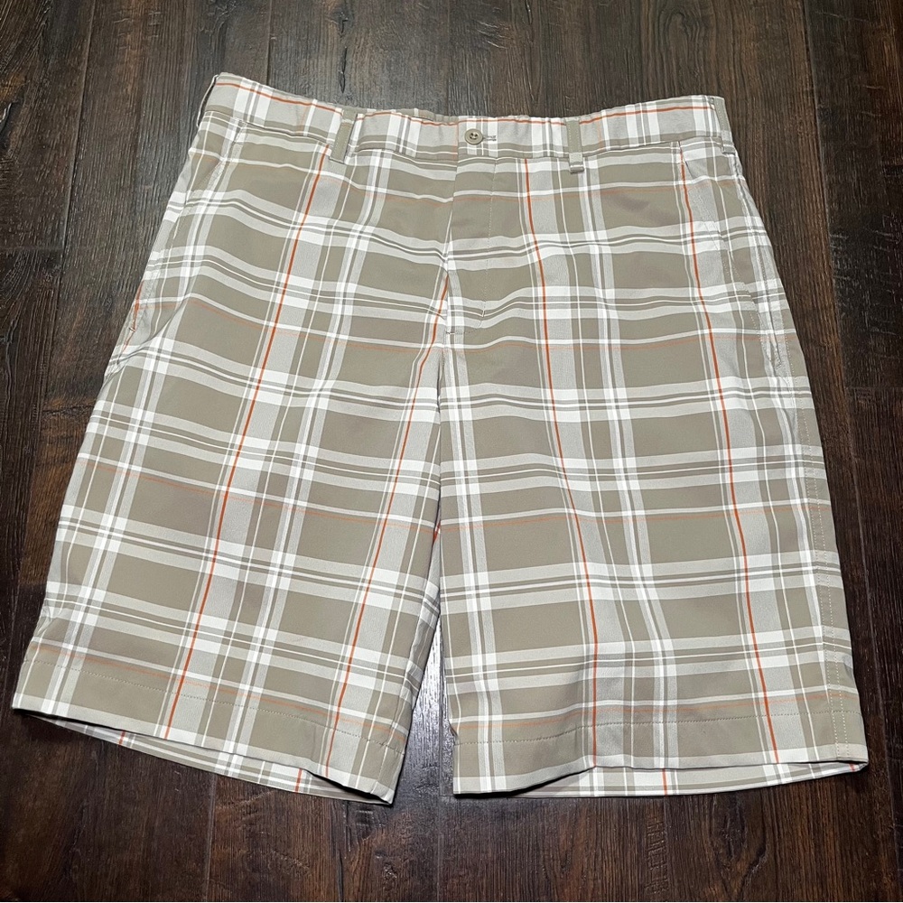Nike Golf Fit Dry Tan Plaid Golf Shorts Men's Size 34